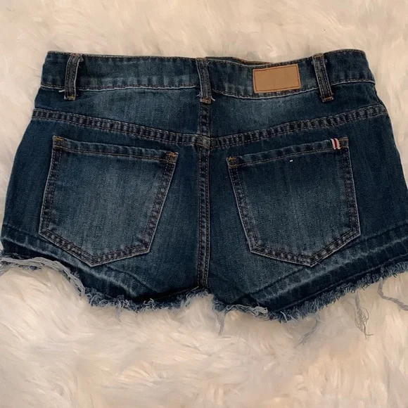 Adam Levine Cutoff Blue Jeans Shorts. Size 26. Short shorts - Picture 4 of 6